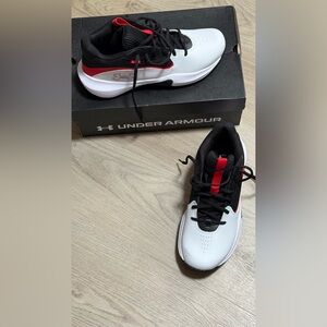 Under Armour White Black Sneakers with Red Accents